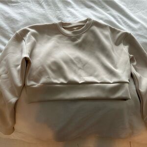 BuffBunny Recycled crew pullover